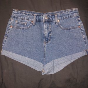 Wild Fable cut off Demi jean shorts